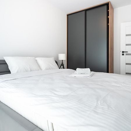 קטוביץ Raciborska 2-Bedroom Apartment מראה חיצוני תמונה